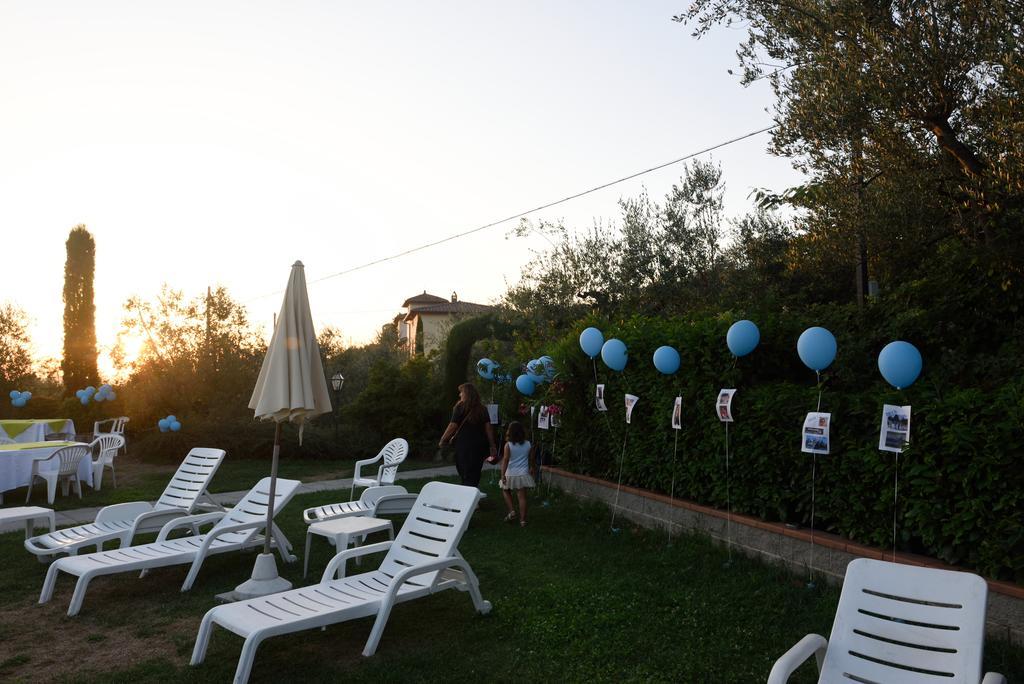 Agriturismo La Casuccia Castelfranco di Sopra ภายนอก รูปภาพ